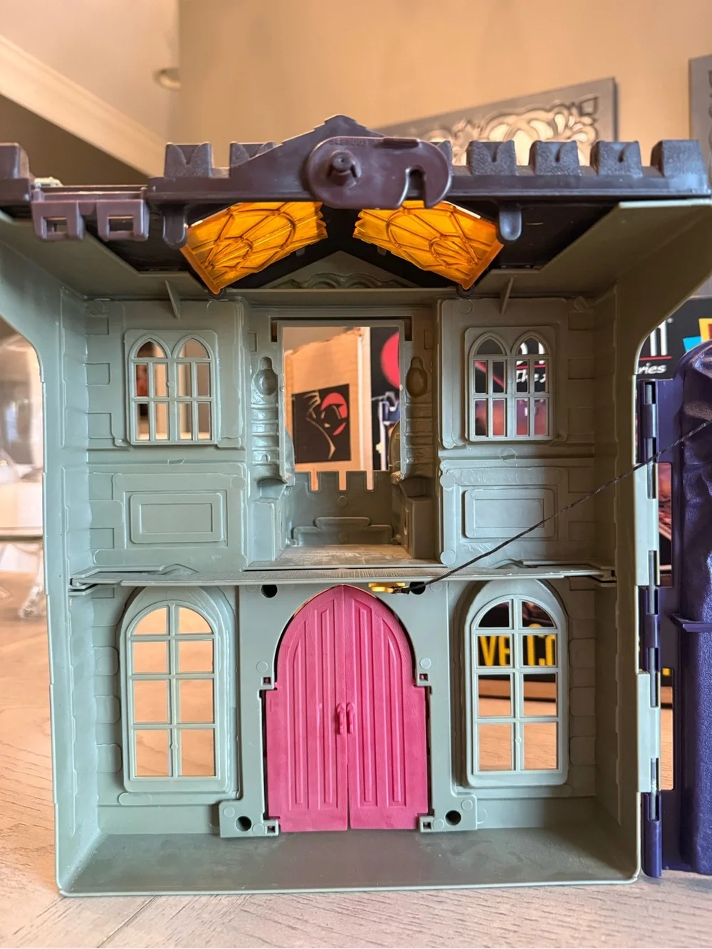 1992 Kenner Batman The Animated Series Batcave Command Center